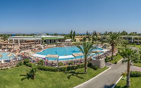 Kipriotis Maris Suites